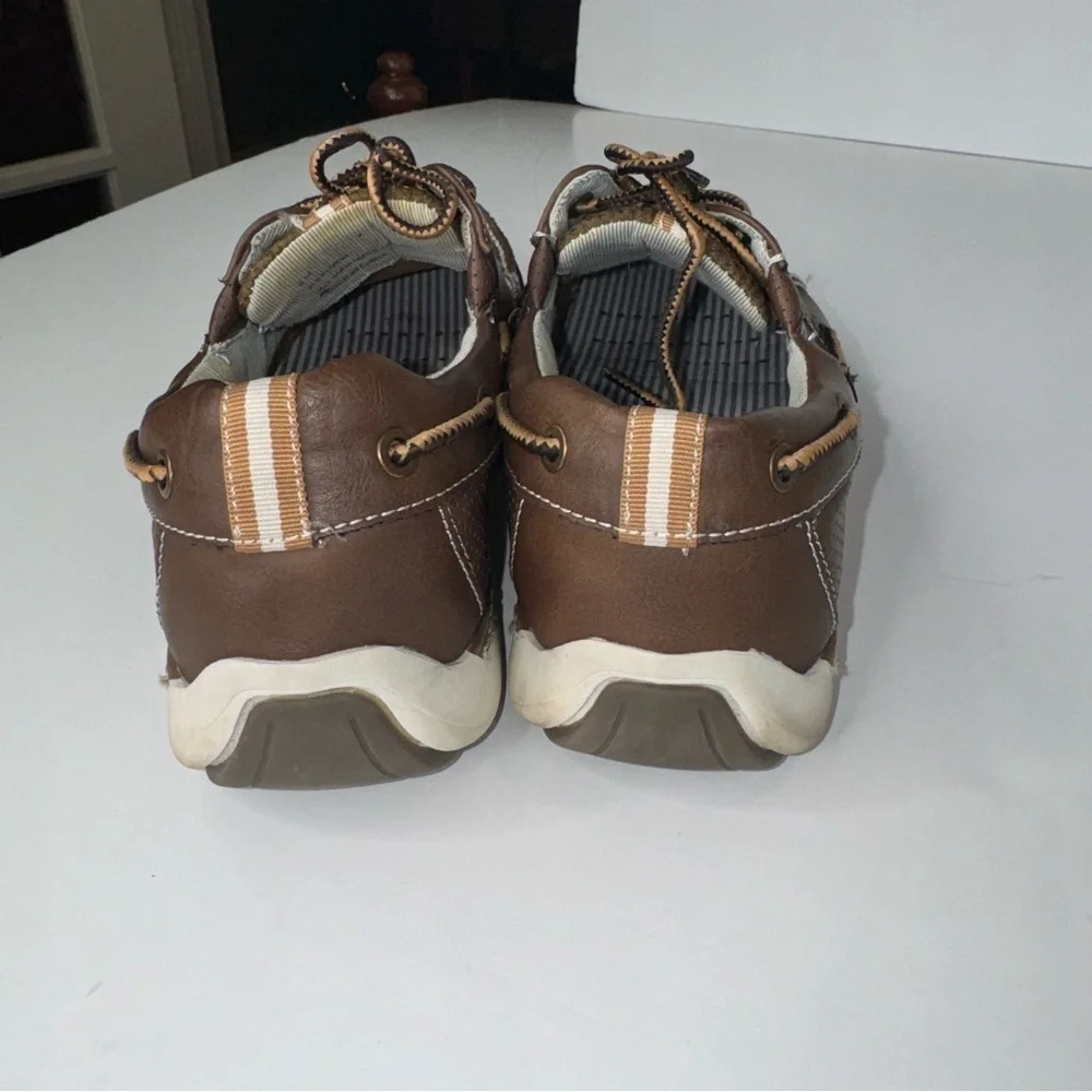Ocean and Coast Men’s Raleigh Boat Casual Shoes 9